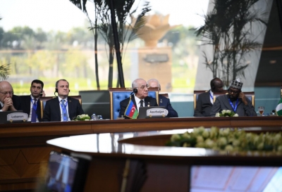 PM Ali Asadov attends special session on Middle East crisis in Cairo