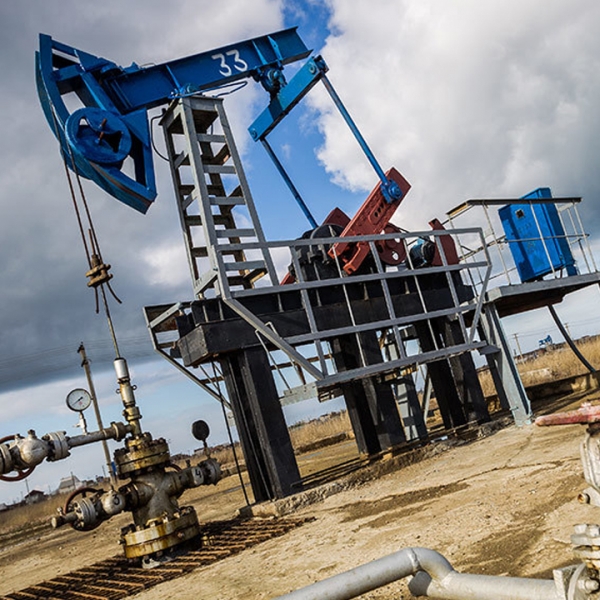 Министры стран ОПЕК+ оставили в силе введенные в октябре квоты на добычу нефти