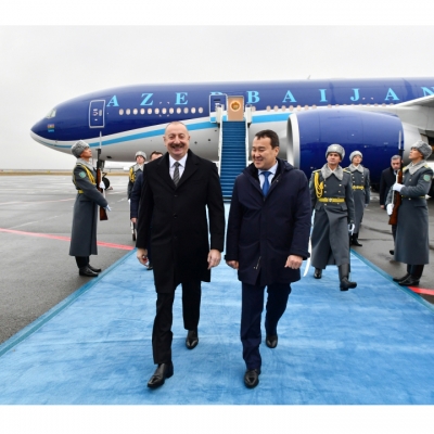 Президент Азербайджана прибыл в Казахстан
