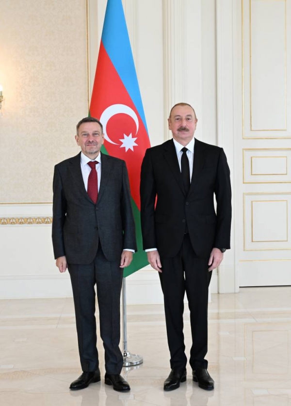 Ilham Aliyev received credentials of incoming ambassador of Denmark to Azerbaijan