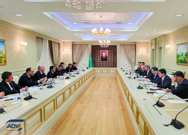 АЖД обсудили в Туркменистане возможности диверсификации Среднего коридора