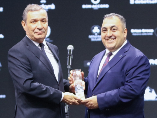 Namiq Qədirova 11-ci Beynəlxalq “Caspian Business Award 2024” mükafatı təqdim olunub