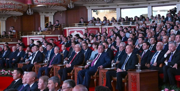 Ilham Aliyev attended “Evening of Friendship” gala concert in Astana