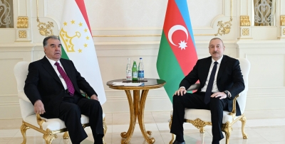 Началась встреча Ильхама Алиева и Президента Таджикистана Эмомали Рахмона один на один
