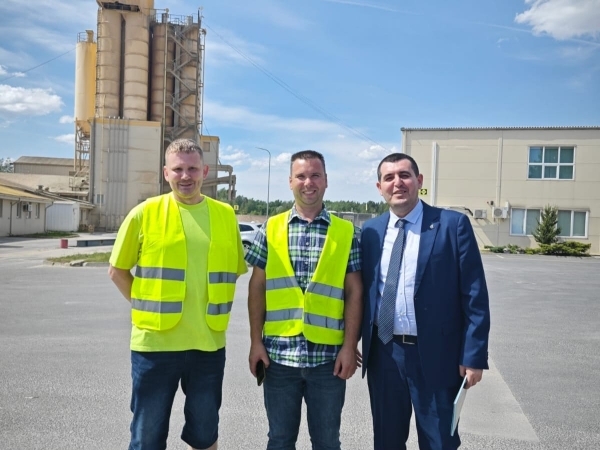 AvtomatikaAz LLC engages in business visit within LEF Network Azerbaijan project