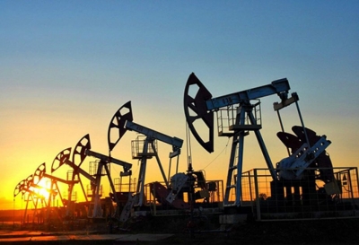 Oil prices keep falling in global markets