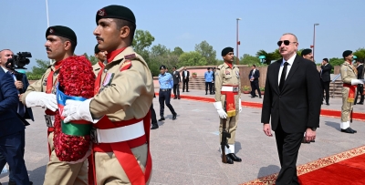 Ilham Aliyev visited national monument in Islamabad