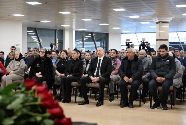 Ilham Aliyev attended farewell ceremony for crew members who perished in plane crash