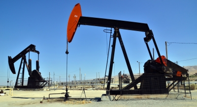 Oil price sees decline in world markets