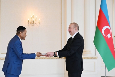 Ilham Aliyev received credentials of incoming ambassador of Democratic Republic of the Congo to Azerbaijan