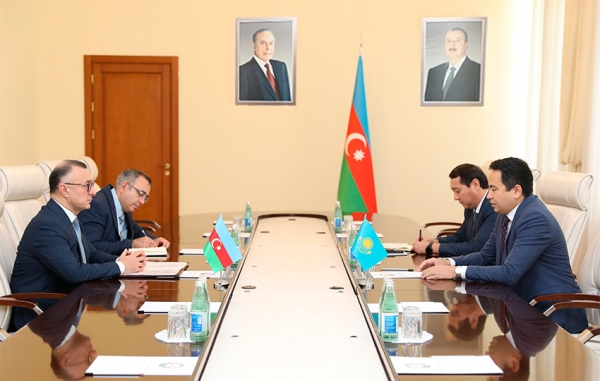 A meeting was held at the Ministry of Health of Azerbaijan with the Ambassador of Kazakhstan