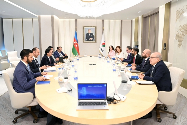 SOCAR-ın prezidenti ADNOC şirkətinin icraçı direktoru ilə görüşüb