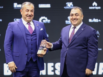 Vüqar Abbasova 11-ci Beynəlxalq “Caspian Business Award 2024” mükafatı təqdim olunub