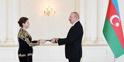 Ilham Aliyev received credentials of incoming ambassador of Algeria to Azerbaijan