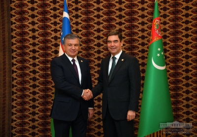 Leaders of Uzbekistan and Turkmenistan discuss issues of expanding cooperation