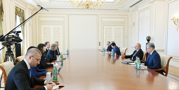 Ильхам Алиев принял заместителя генерального секретаря ООН и исполнительного директора Программы ООН по окружающей среде