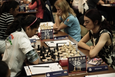 Azərbaycan şahmatçıları dünya çempionatının III turunda qələbə qazanıblar