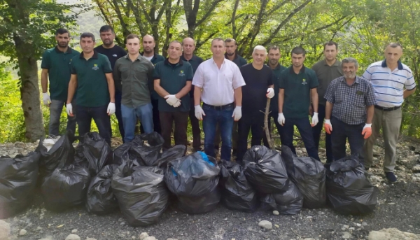 Forests were cleared of garbage as part of the All-Republican Cleanup Day