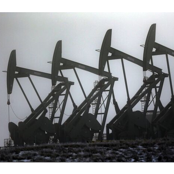 17 мая 2022 г. цены на нефть колеблются без единой динамики.