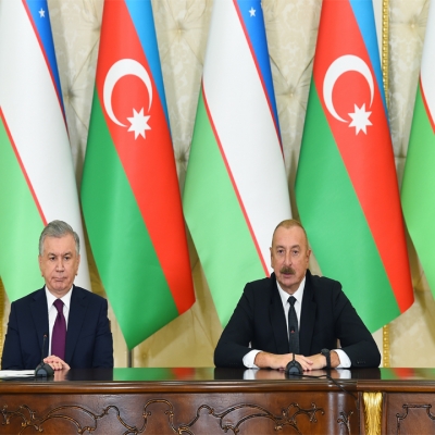 Президент Узбекистана в Баку  - с государственным визитом